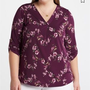 BEACON
Patty Roll Tab Knit Top